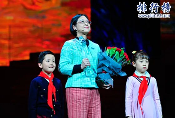 2018感动中国十大人物排行榜:卢永根上榜,第二人民的樵夫