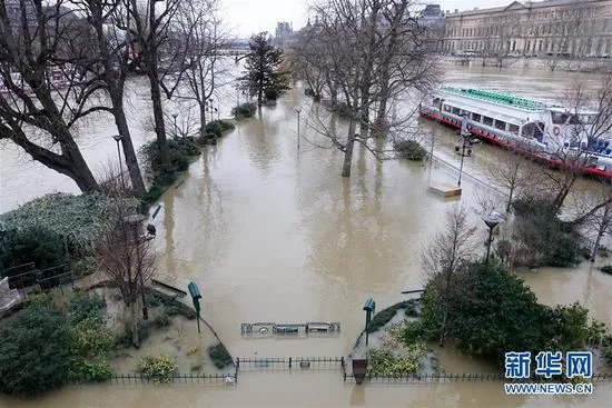 法国洪水橙色预警 水位上涨的还是很迅速