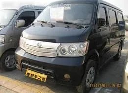 为什么面包车没有黑色的？