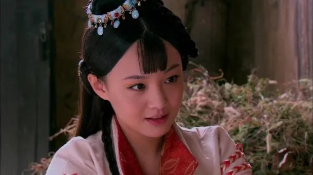 你们觉得郑爽整容前漂亮还是整容后漂亮?