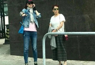 熊黛林产后患“妈妈手”零钱都拿不稳,你知道什么是“妈妈手”?