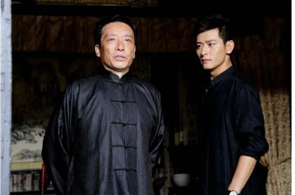 陈冠霖和何润东哪个帅（纯属娱乐）