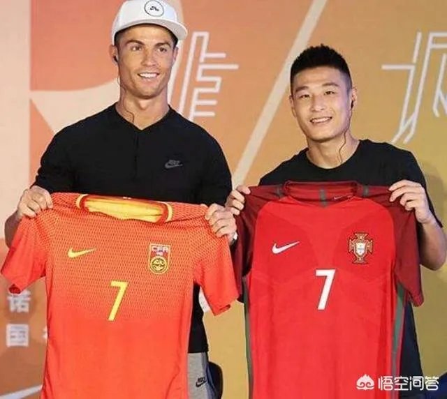 赵旭日代表中国男足参加世界杯,亲自为葡萄牙球星C罗颁奖,你是怎么样看的?