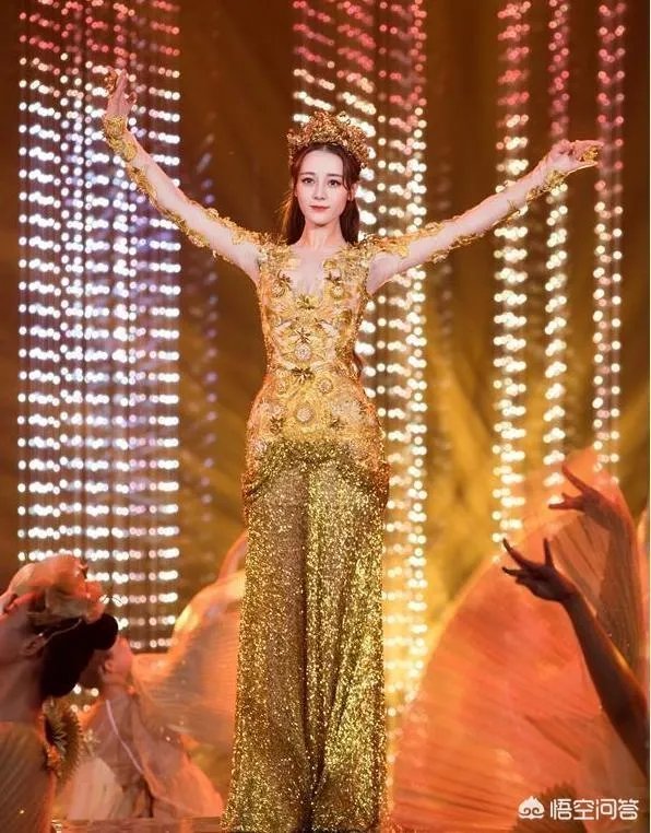 为什么有人说湖南卫视让迪丽热巴李易峰包揽大奖,看似力捧实则为他们招黑?