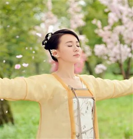 青丘狐传说封三娘是谁？ 江铠同哭起来都是戏