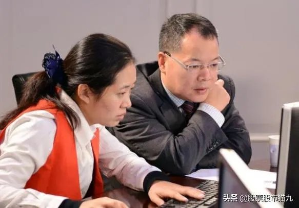 新房、二手房成交量明显回落能说明什么问题?