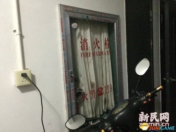 上海高层民宅爆炸致2死 爆炸气浪致女子飞出窗外