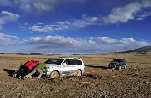 中国十大旅游禁区:谜团至今无法解释!没事千万别去!