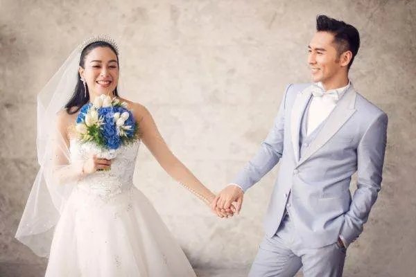 钟丽缇这么大年龄,为什么身材还这么火辣?
