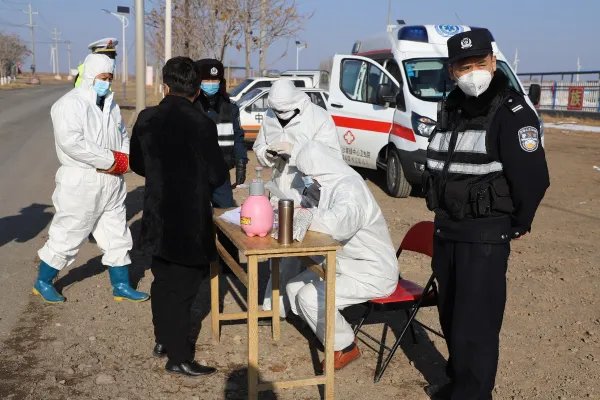 宁夏一女子自称领导大骂防疫人员,这名女子的真实身份是什么?