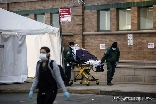 美国确诊人数从前天的35000直降到26000，是真的吗？