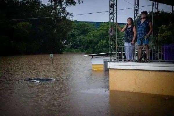 澳大利亚东南部洪水持续,部分居民紧急撤离,目前当地居民安置情况如何?