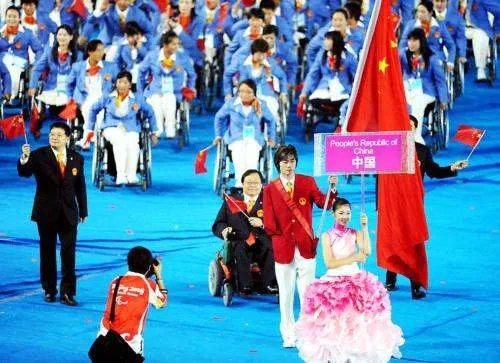 中国首次参加残奥会是哪一年？可能会出现哪些问题？