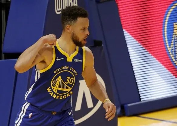 库里加冕NBA常规赛得分王!乔丹之后年纪最大得分王