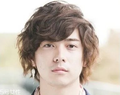 2018男生纹理烫多少钱 男士纹理烫发型图2018