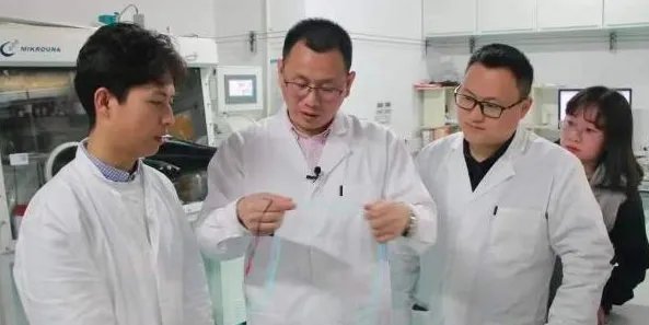 复旦自主研发显示织物,这有何特点?