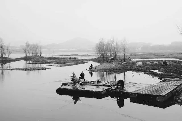 诗词摄影:“渐霜风凄紧,关河冷落,残照当楼。”怎么拍呢?
