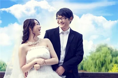 户外婚纱摄影基地推荐 户外哪里拍婚纱照好