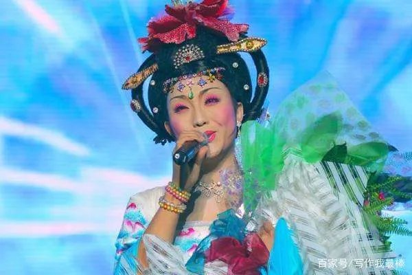 李玉刚暴露自己的真实品行,他是一个什么样的人?