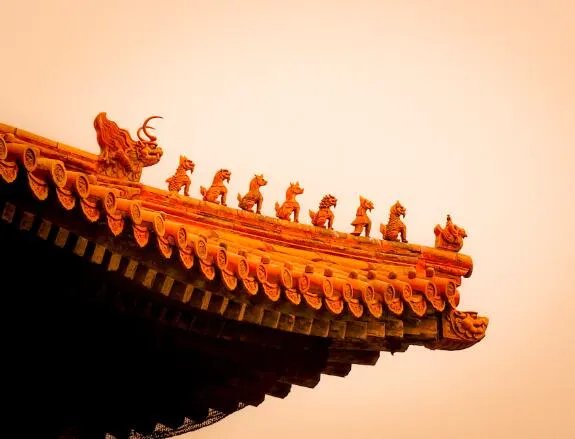 著名爱国诗人屈原其实姓什么 屈原姓什么叫什么