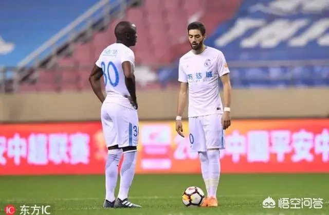 0:1输给上海申花,大连一方至今无法获得首胜的问题在哪?