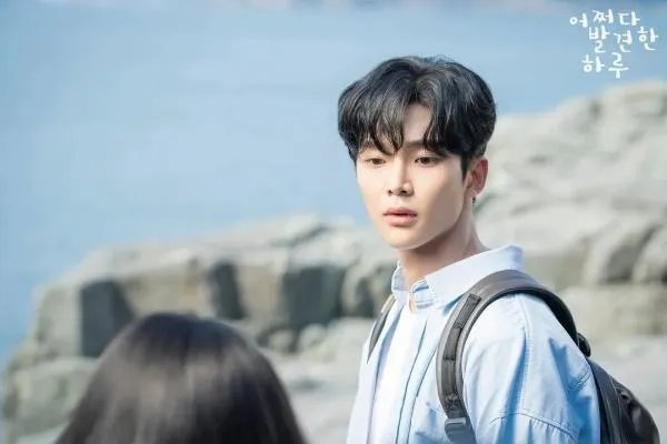 如何评价韩剧《偶然发现的一天》?