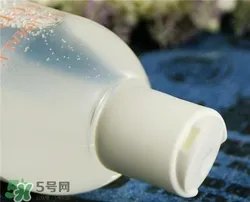 雅漾卸妆水好用吗?雅漾卸妆水怎么样?