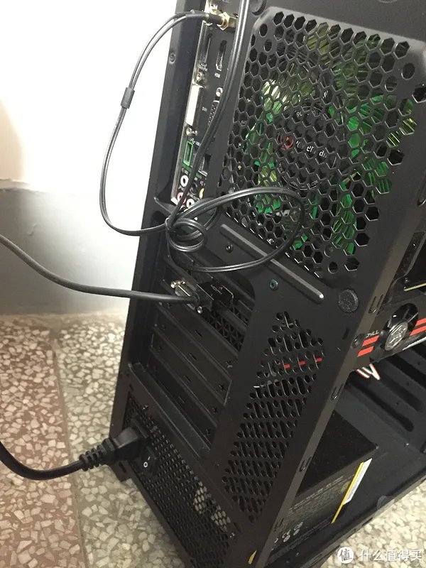 这货没人晒 篇二：海盗船H100i-GTX散热器开箱附安装过程