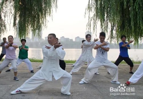 前主播变太极高手 练太极有哪些事项需注意？