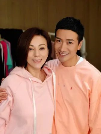 张庭与王琳何晟敏同框,他们三人的状态如何?
