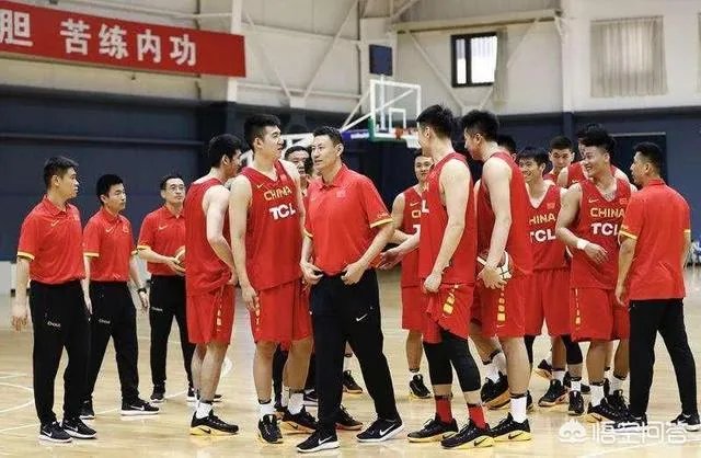 广东队已经15连胜了,你觉得谁能终止他们的连胜脚步?