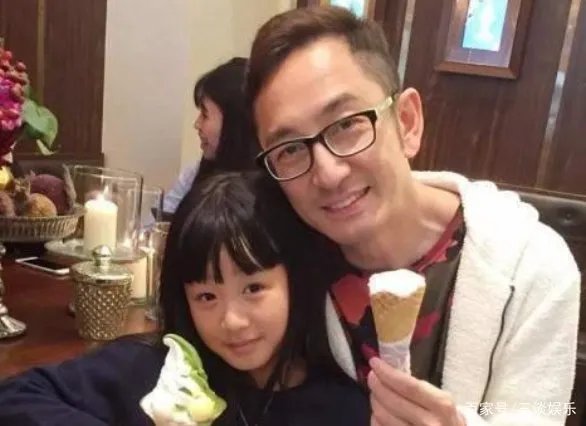 石洋子花光吴启华积蓄,之后选择离婚,吴启华和她结婚之后都经历了什么?