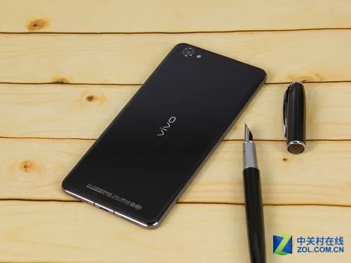 真不比iOS差 八款超流畅的安卓5.0手机