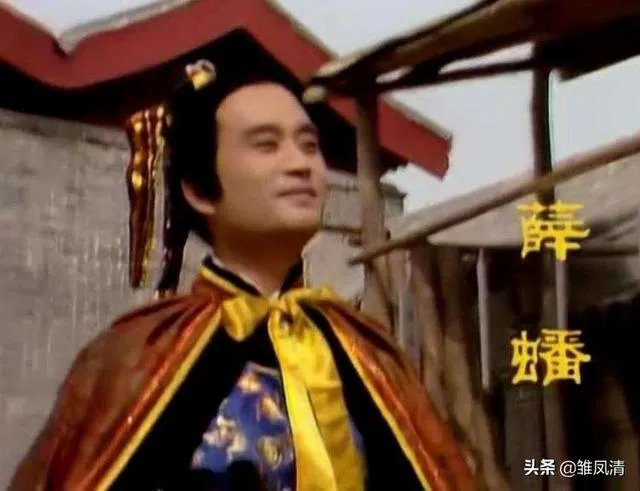 太子妃和皇上在树上玩耍他们不在乎风言风语