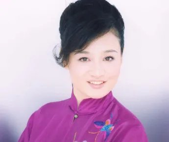 和周迅共同爱上贾宏声的伍宇娟,事业巅峰欠下巨债,如今咋样了?