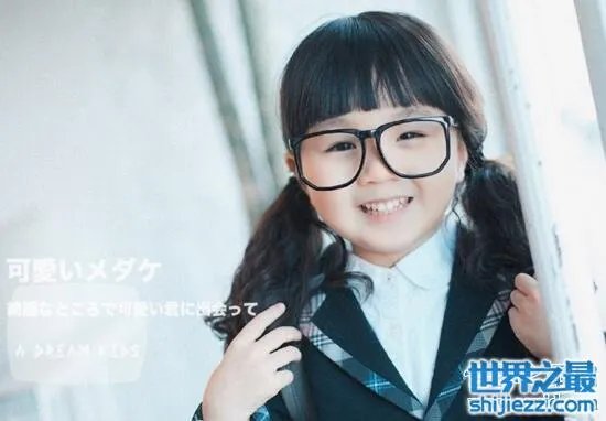小山竹的真名叫什么,素人萌娃纪美伊萌翻众人