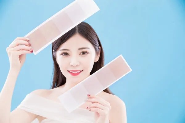 脸上的肤色很不均匀该怎么办