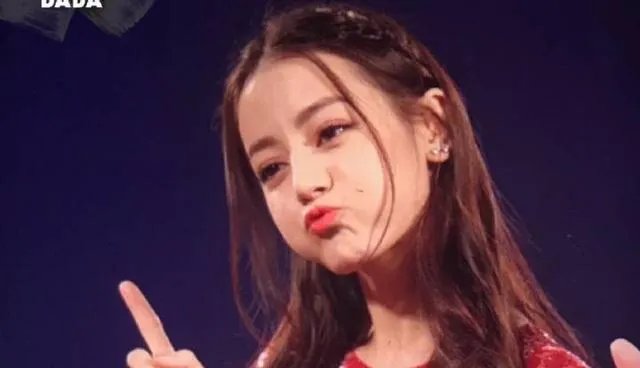 你们觉得小迪更美还是baby更美?