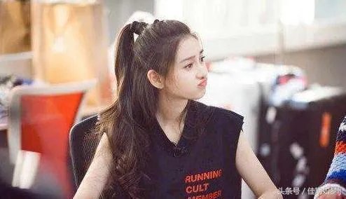 你们觉得小迪更美还是baby更美?