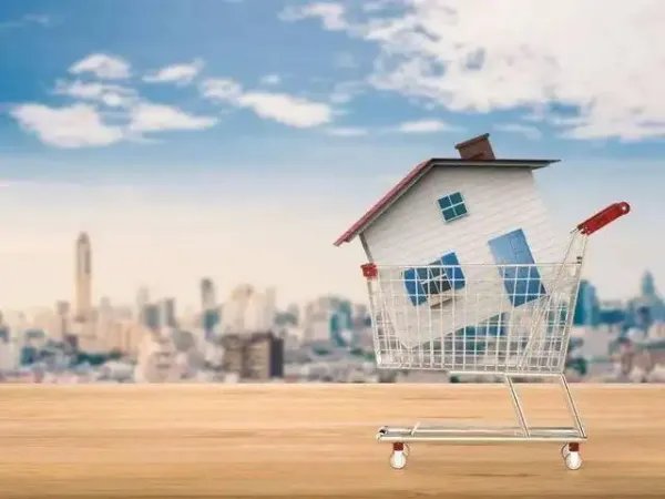 农民日报评多地鼓励农民进城买房:不能不算后路账!农民进城买房划算吗?