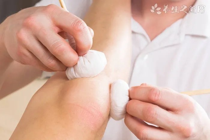 爬山后小腿疼怎么办