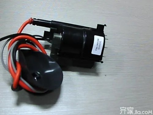 专业人士揭秘:电视机高压包打火出现的原因及修理方法