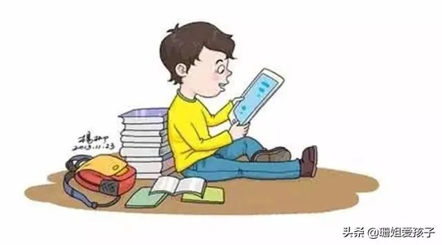 最近网上频出家长抱怨孩子上网课，各种吐槽的情况，孩子学习教育责任到底归老师还是父母？
