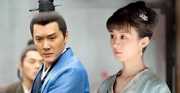 赵丽颖叫冯绍峰二叔,这是爱称还是尊称?