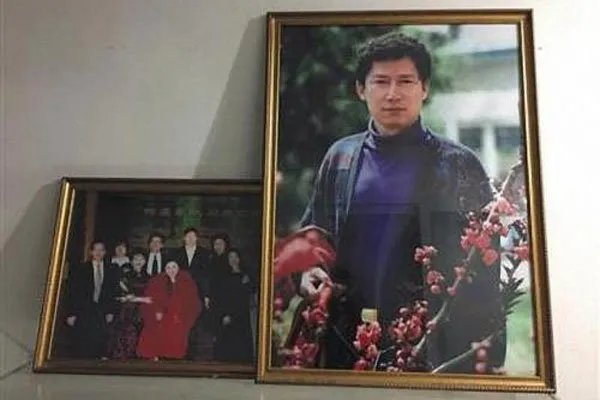 李春平的美国富婆是谁 李春平的美国老太玛丽马丁