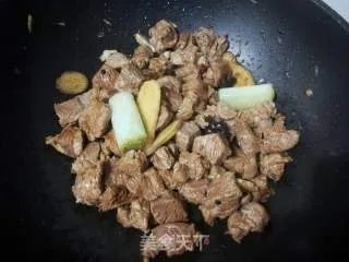 羊肉炖萝卜