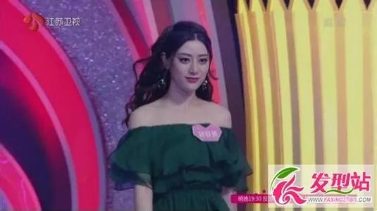 非诚勿扰初安琪微博个人资料身高三围胸围情史整容前后照择偶标准