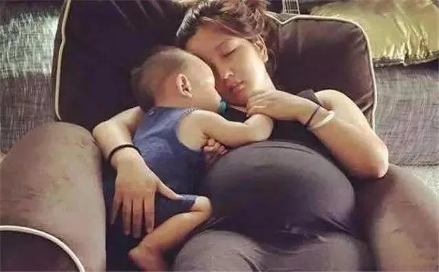 还原何洁离婚官司始末,何洁说孩子我来养,你怎么看?
