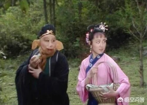 《西游记》中,白骨精给唐僧送饭,目的是什么?