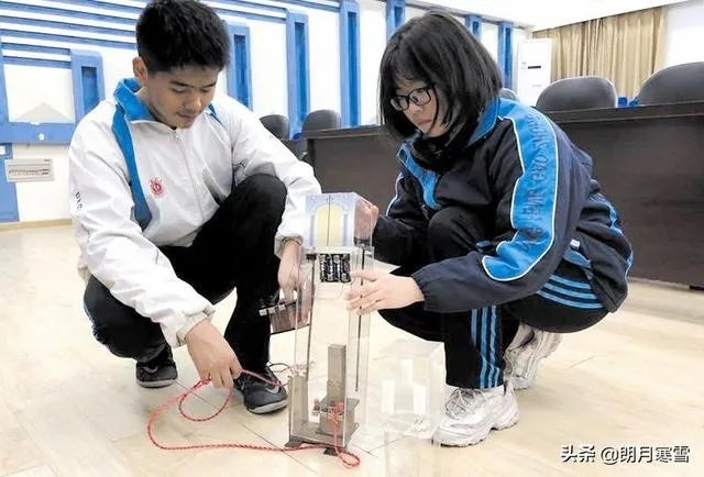 小学生研究癌症获奖遭质疑,一等奖撤销。青少年该不该搞科研?